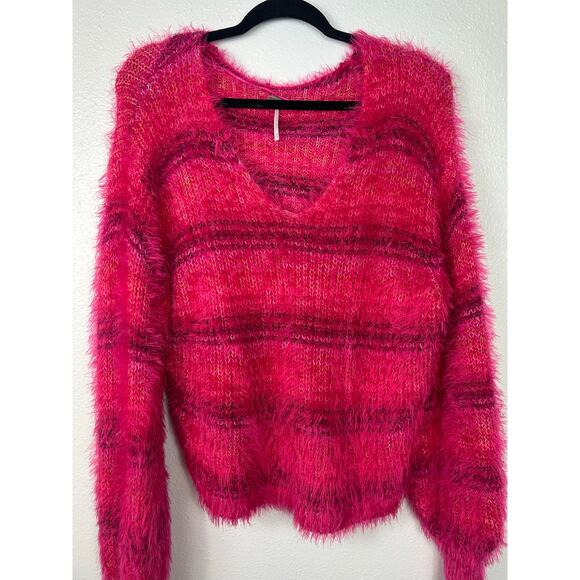 Free People Gelato Pullover Fuzzy Sweater Pink Sz Small - Picture 3 of 9